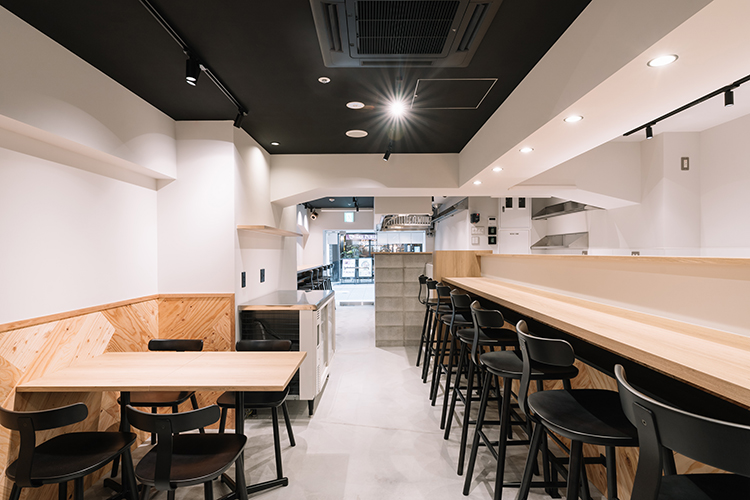 麺屋優光銀座店店内
