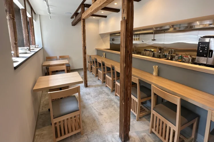 麺屋優光清水店店内